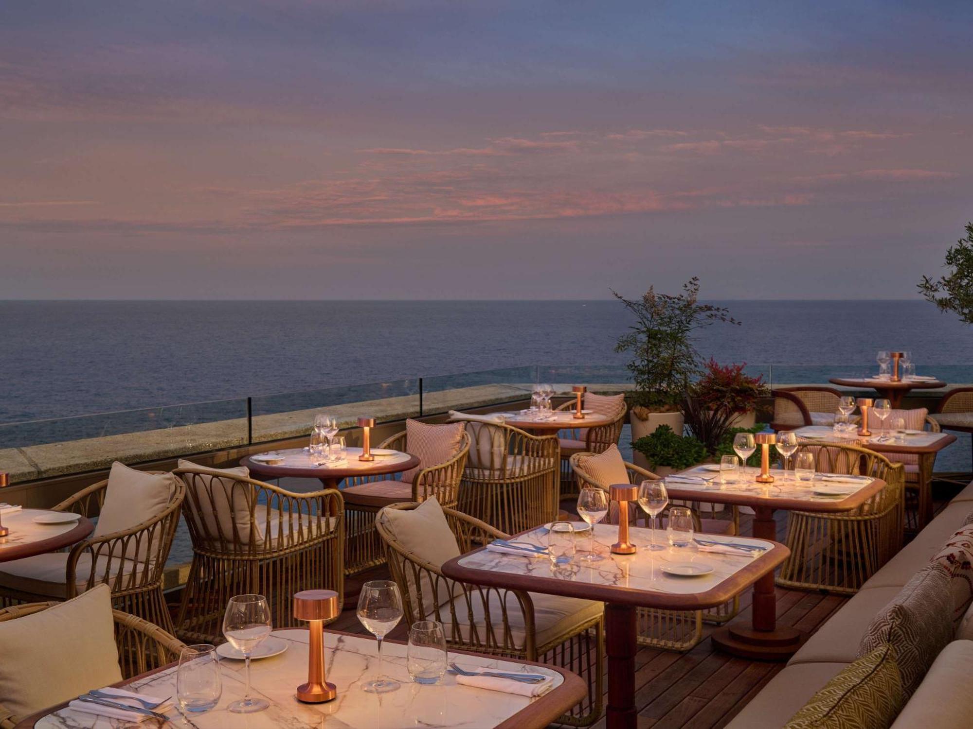 Fairmont Hotel 4*